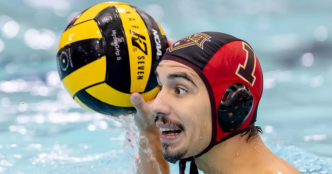 Iona University Overcomes Connecticut College, 19-10